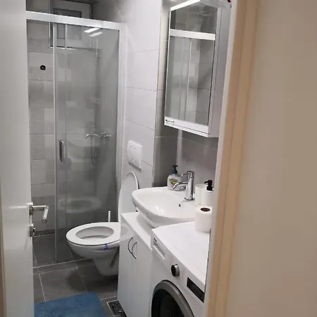 Bibi Zahumska Apartment *